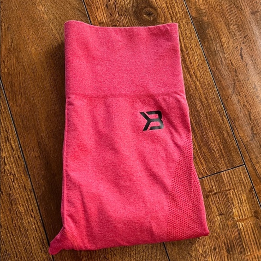 BETTER BODIES Vibrant Pink Leggings